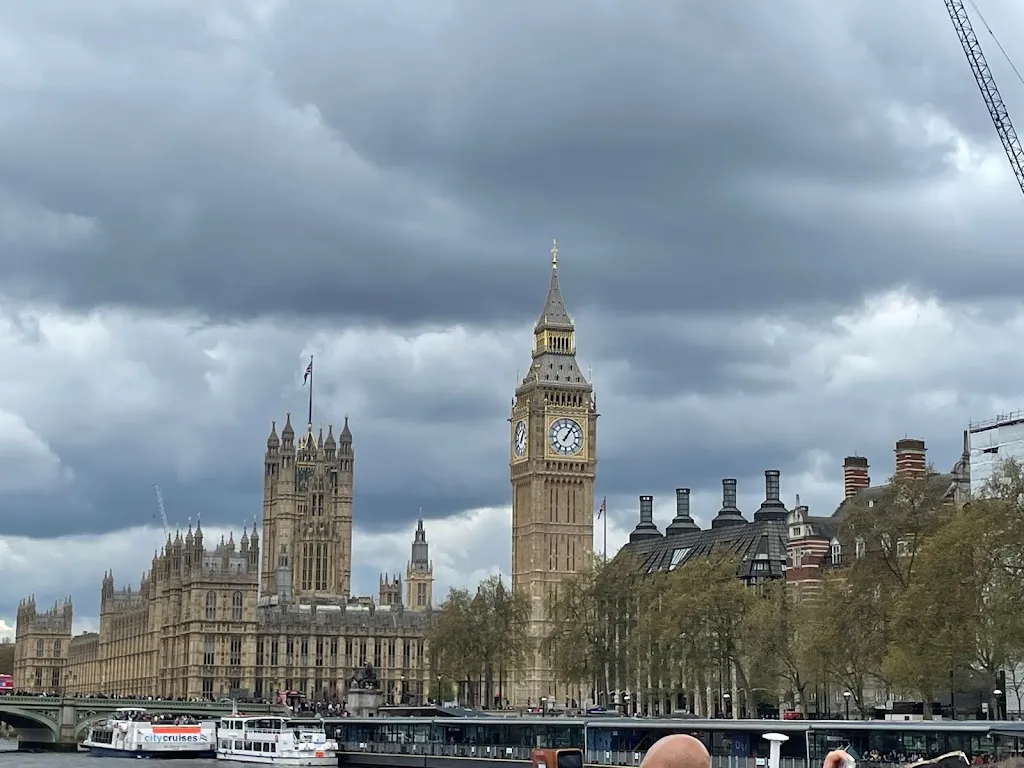 Thames River Tours
