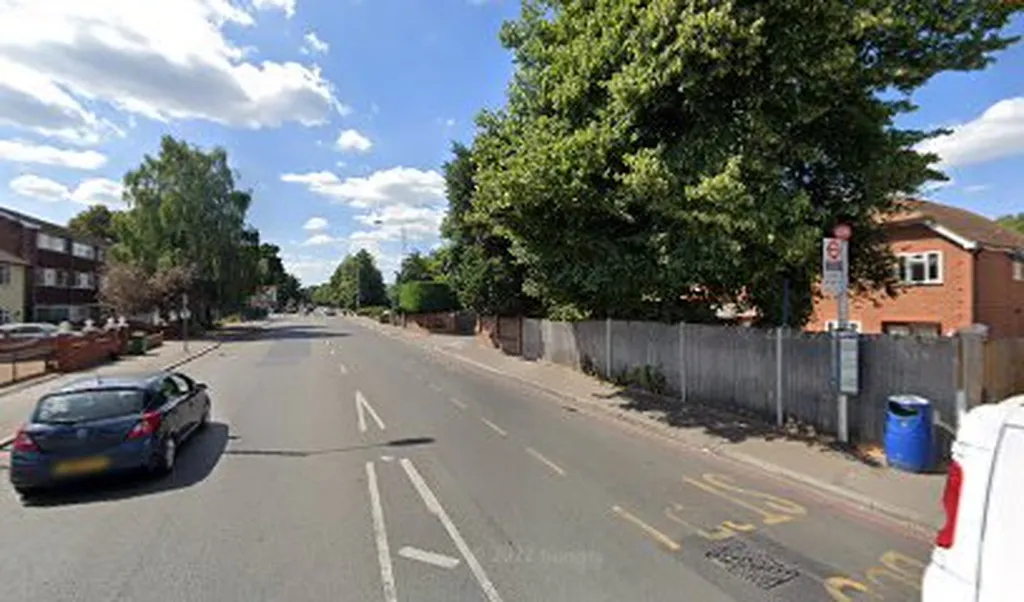 The Holt (Stop GR)