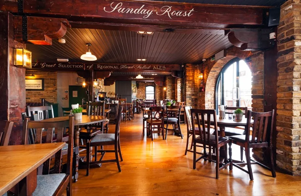 The Old Thameside Inn