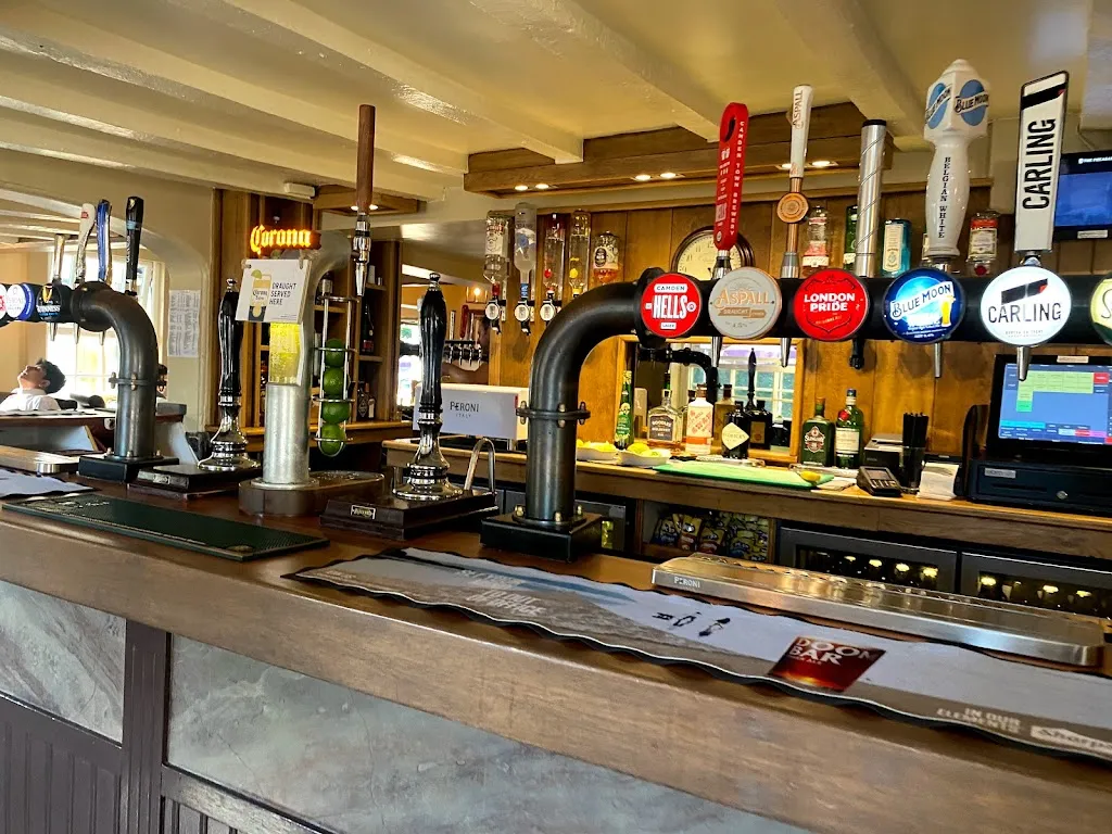 The Pheasant Inn & Restaurant Heathrow (over 18s only)