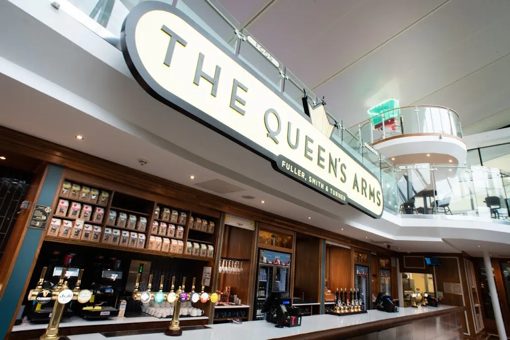 The Queen's Arms, Heathrow