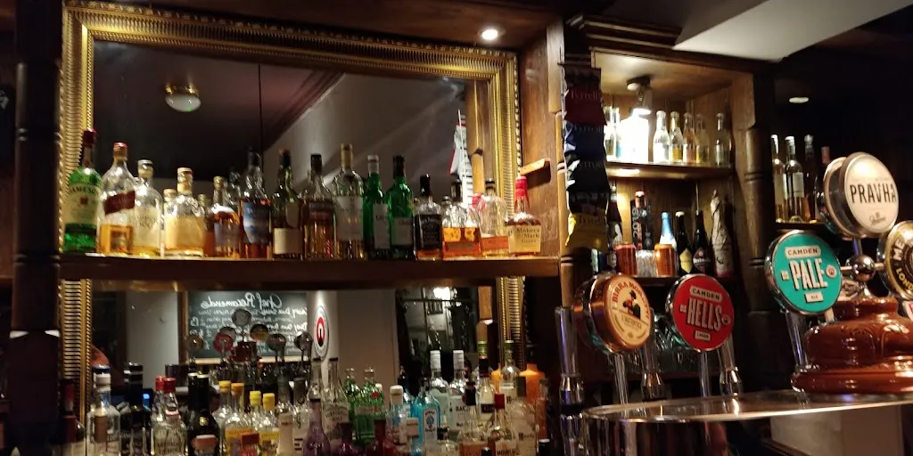 The Queens Arms