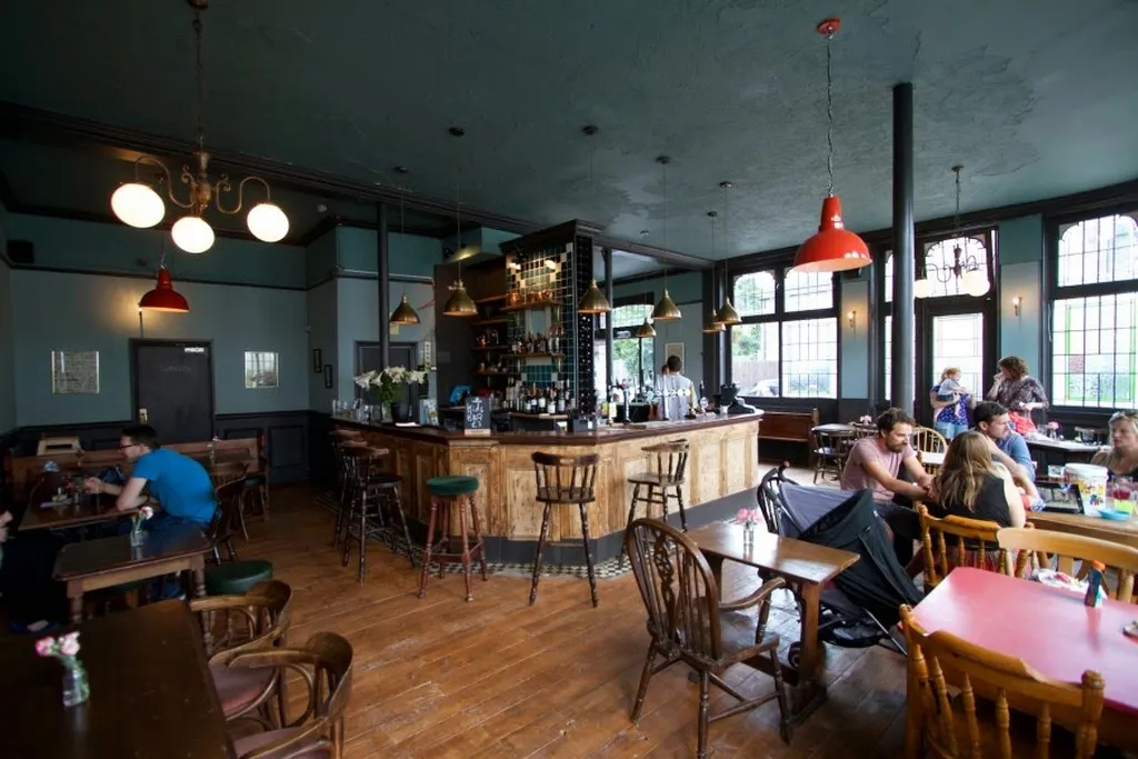 The Waverley Arms