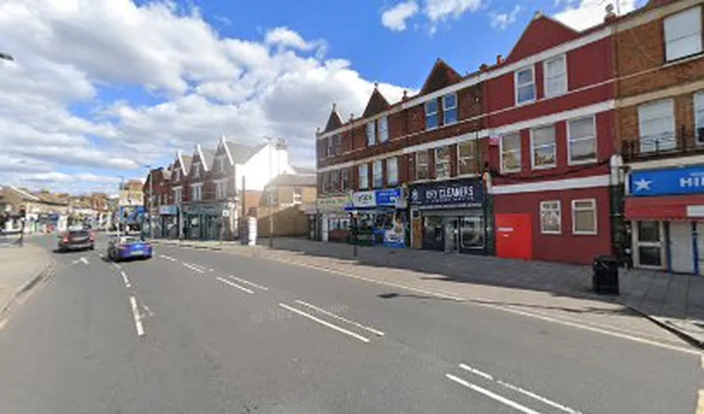 Thrale Road (Stop A)