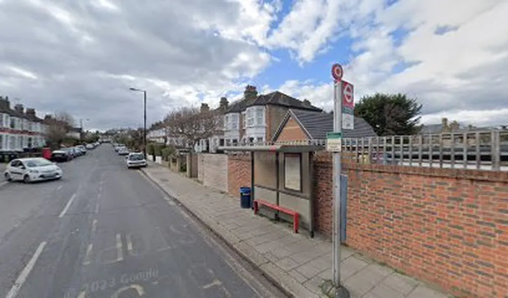 Torridon Road / Hither Green Lane (Stop Q)