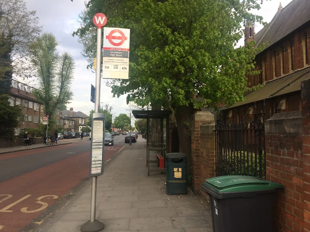 Tottenham High Road (Stop W)