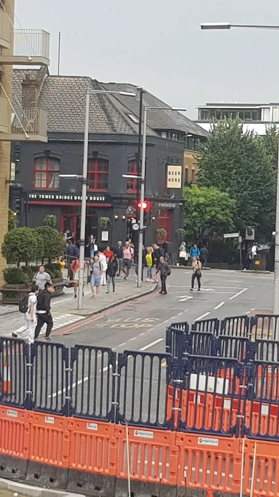 Tower Bridge Road (Stop K)