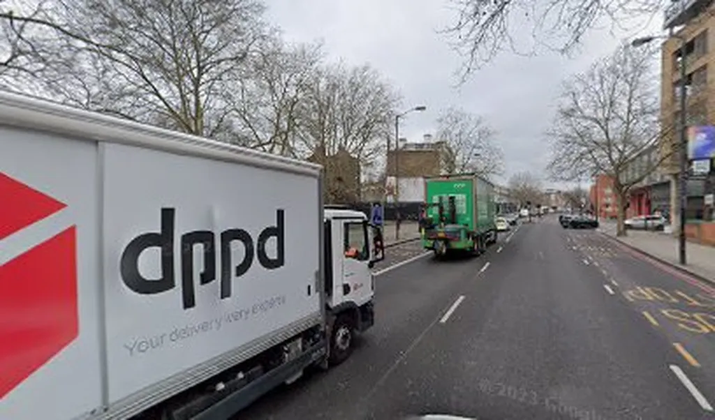 Trafalgar Avenue (Stop WJ)