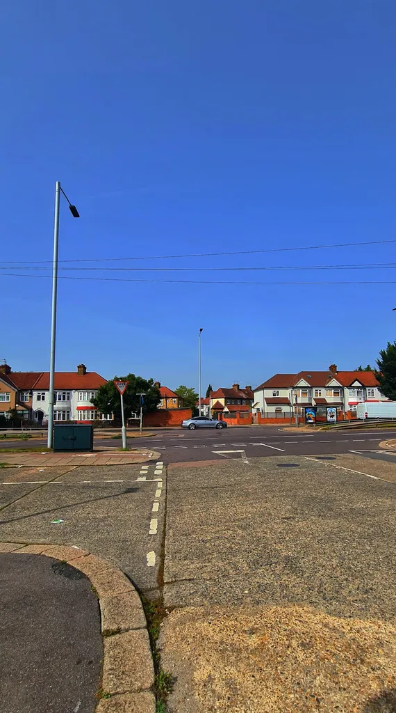 Trinity Avenue (Stop B)