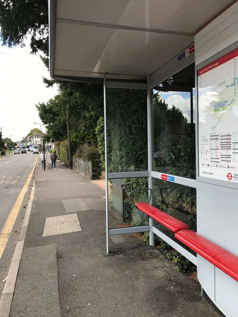 Tubbenden Lane South (Stop E)