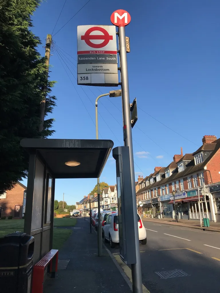 Tubbenden Lane South (Stop M)