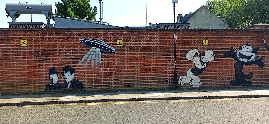 Turnpike Lane Station (Stop Y)