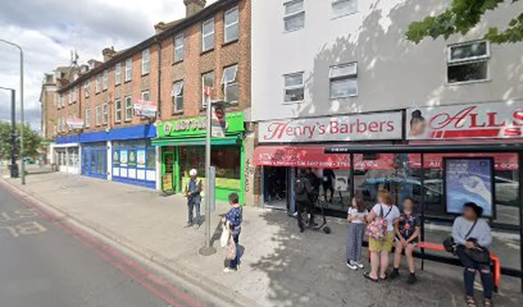 Tylecroft Road (Stop F)