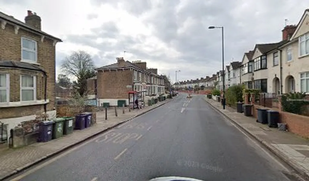 Vesta Road (Stop M)