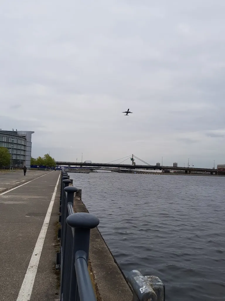 Victoria Dock Road (Stop L)