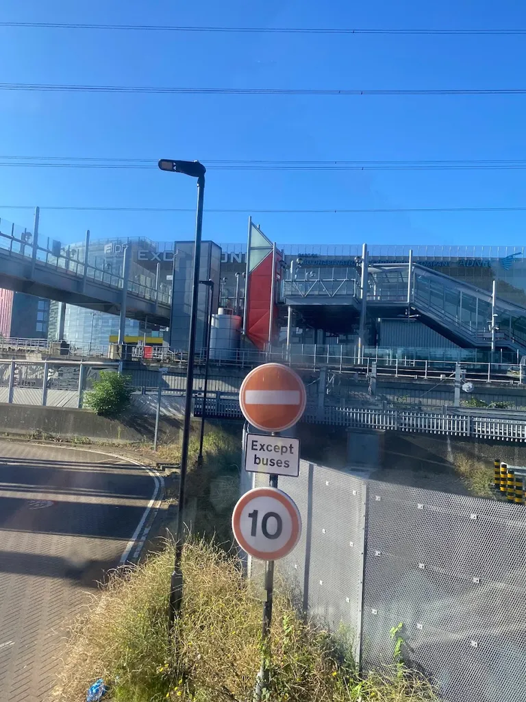 Victoria Dock Road (Stop M)
