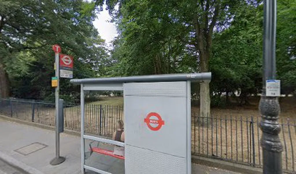 Victoria Park (Stop T)