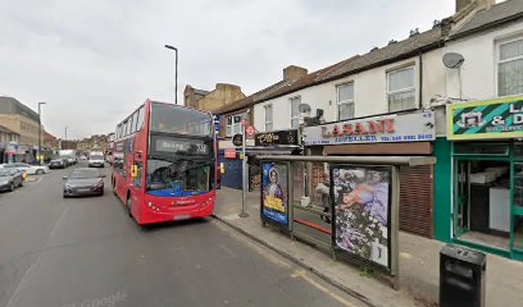 Walpole Road Upton Park (Stop K)