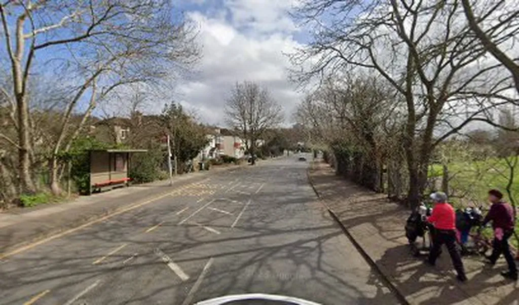 Warren Avenue