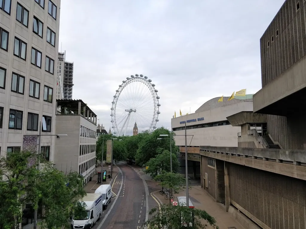 Waterloo Bridge / South Bank (Stop P)