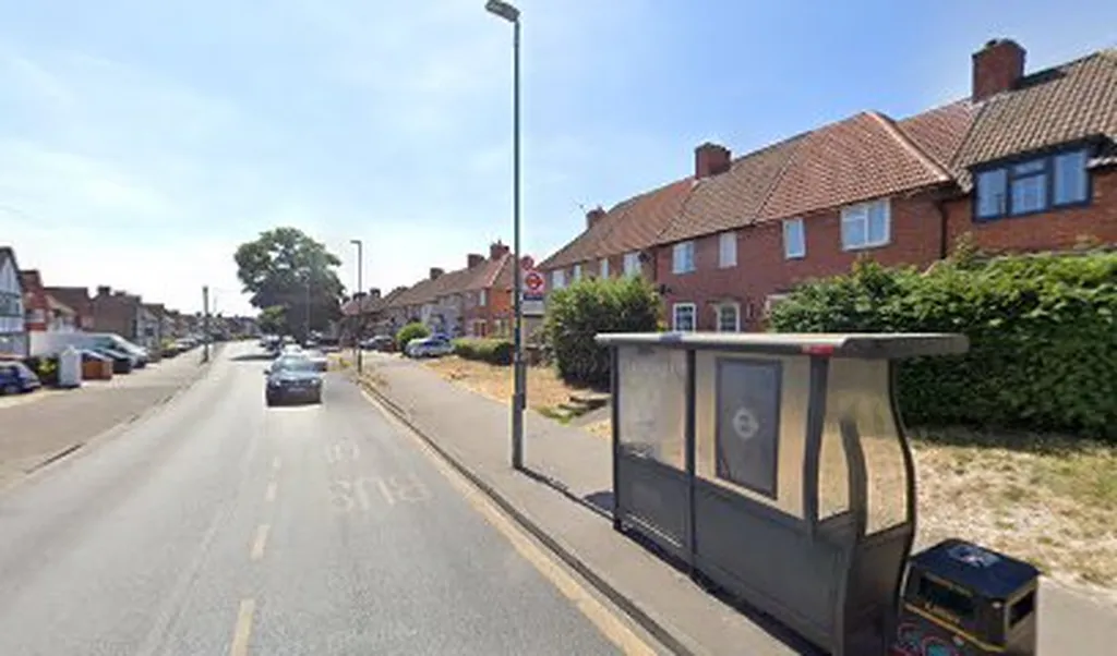 Welbeck Road (Stop J)
