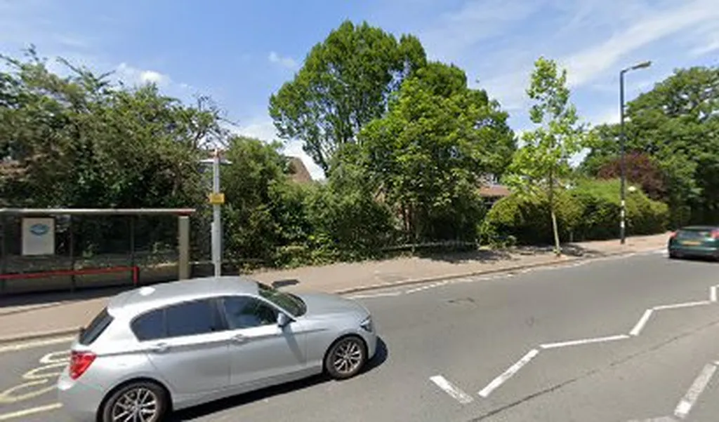 Wells Park Road (Stop H)