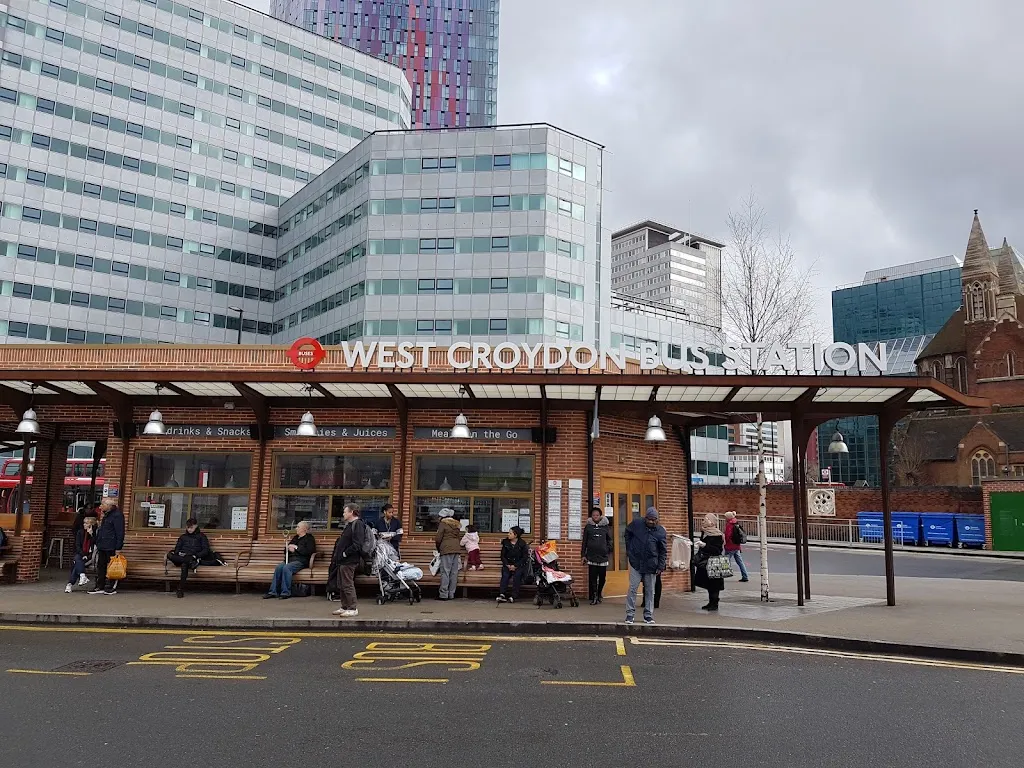 West Croydon Bus Station (Stop B4)