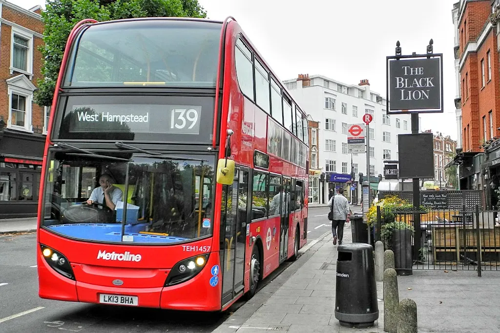 West End Green (Stop R)