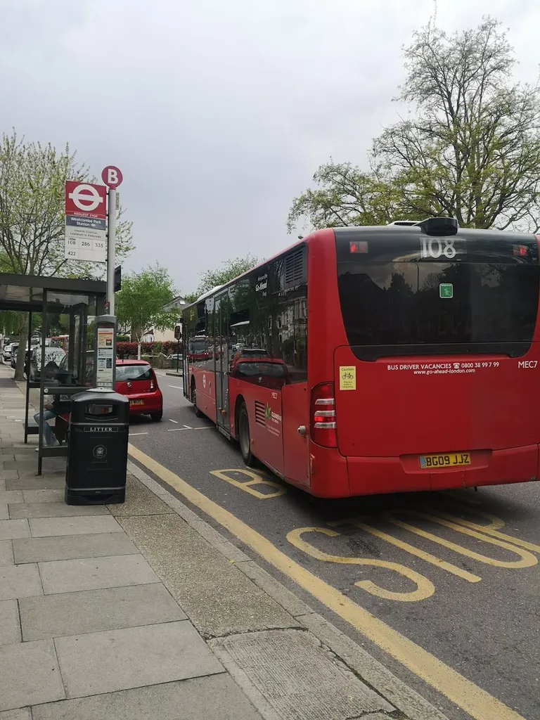 Westcombe Park Station (Stop B)