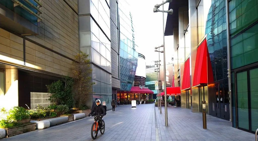 Westfield Avenue (Stop A)