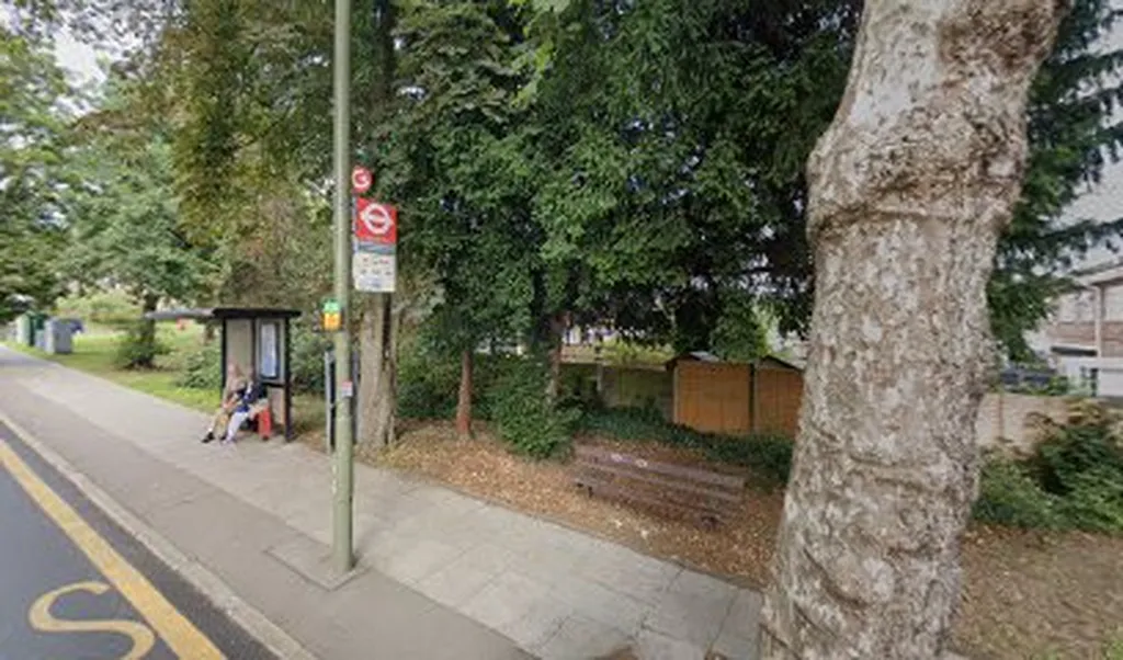 Westmoreland Rd Cumberland Rd (Stop G)