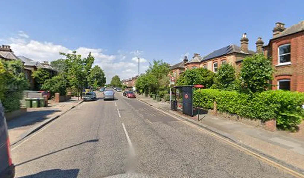 Westmount Road / Eltham High Street (Stop X)