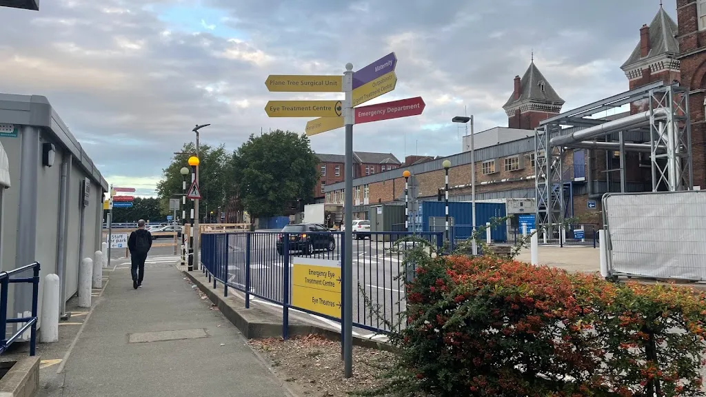 Whipps Cross Hospital / A & E (Stop L)