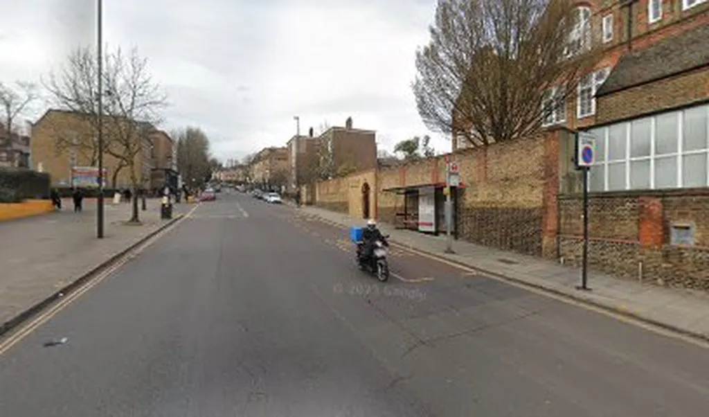 Whittington Hosp Magdala Ave (Stop B)