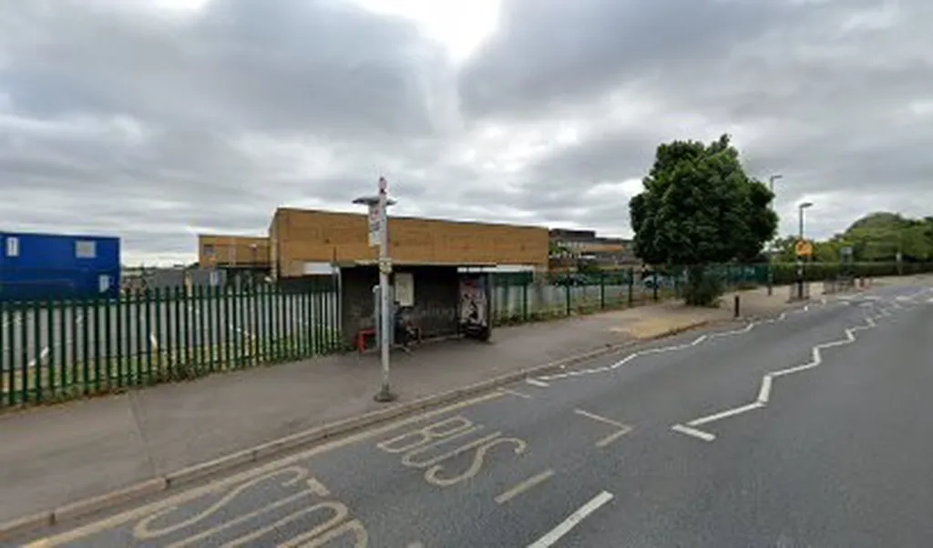 Wilson's School (Stop N)