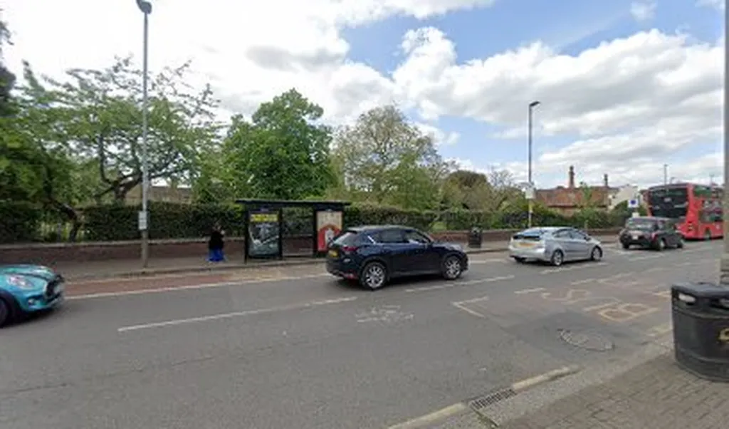 Wimbledon Road (Stop SB)