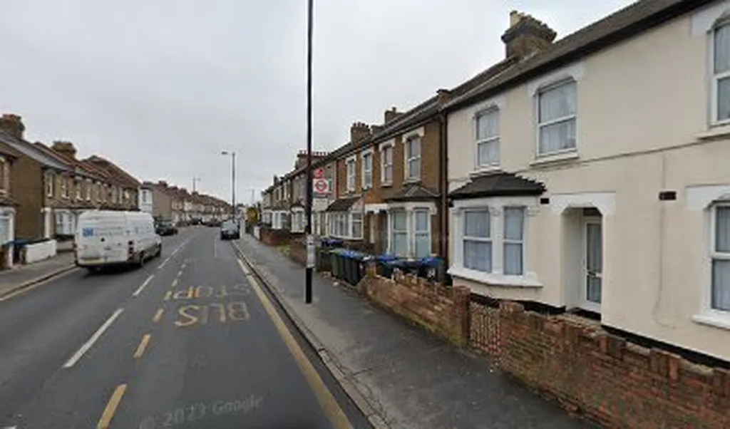 Windmill Road (Stop E)