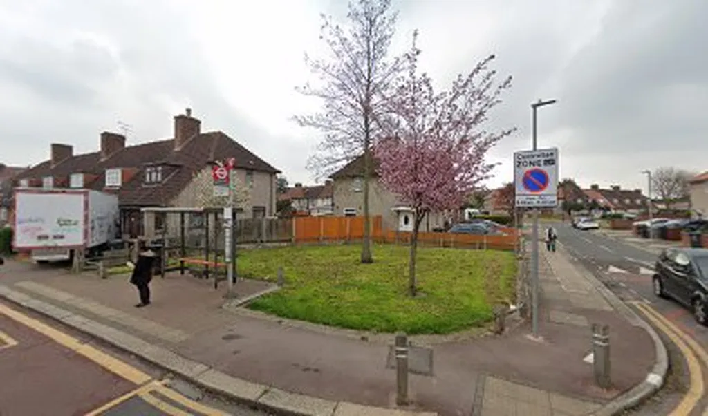 Winterbourne Road (Stop X)