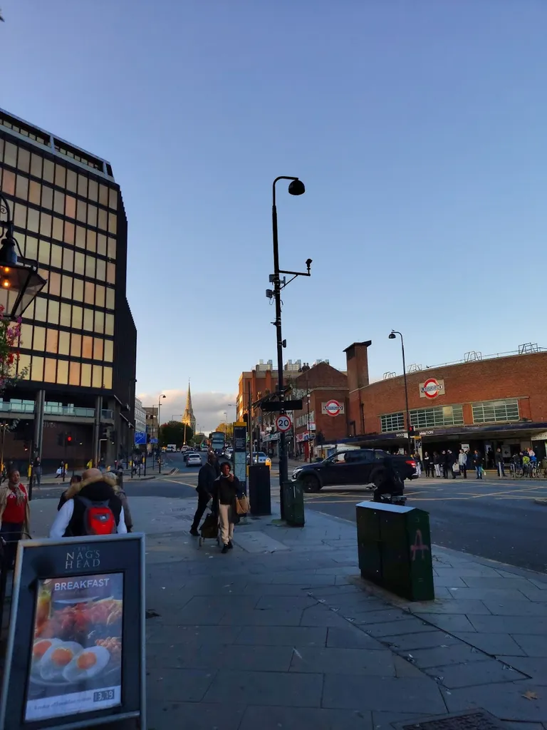 Wood Green Station (Stop H)