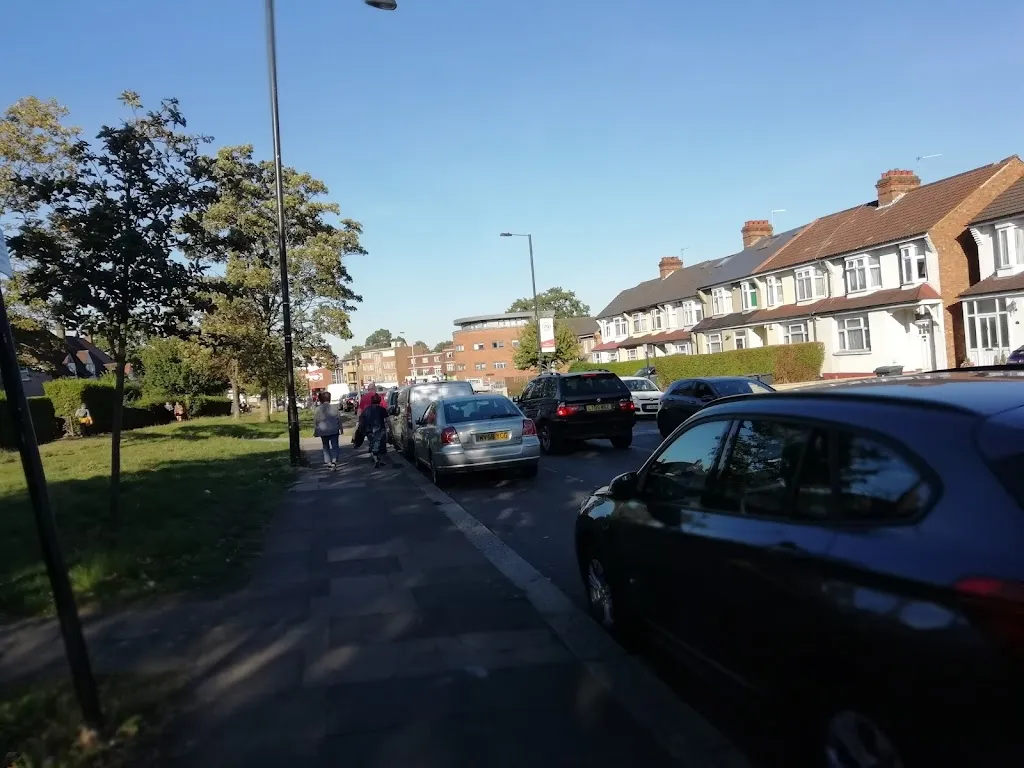 Woodfield Way (Stop GZ)