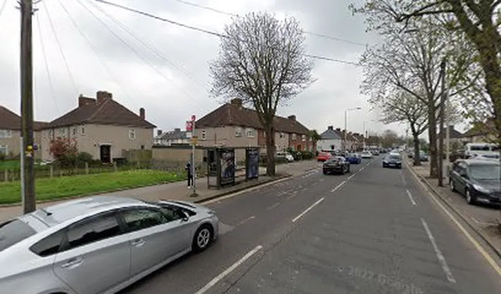 Woodward Road (Stop L)