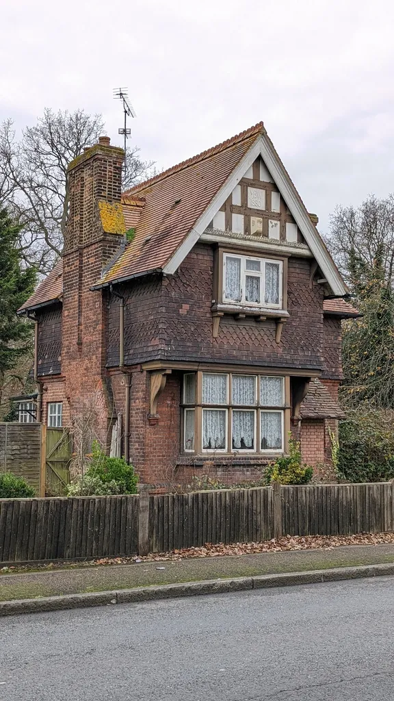 Woolwich Road / Brampton Road (Stop B)