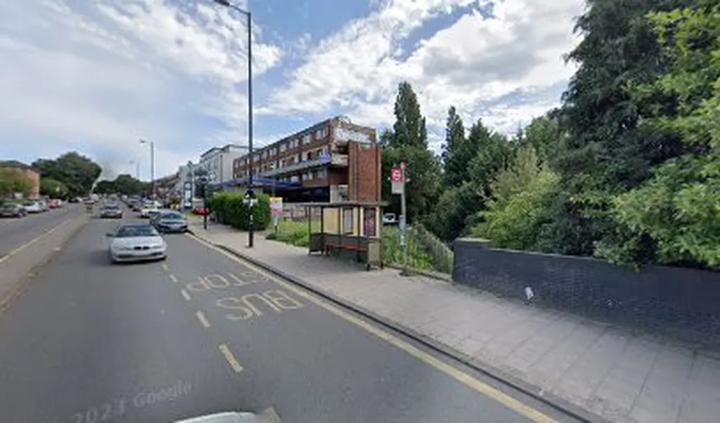 Worsley Bridge Road (Stop LF)