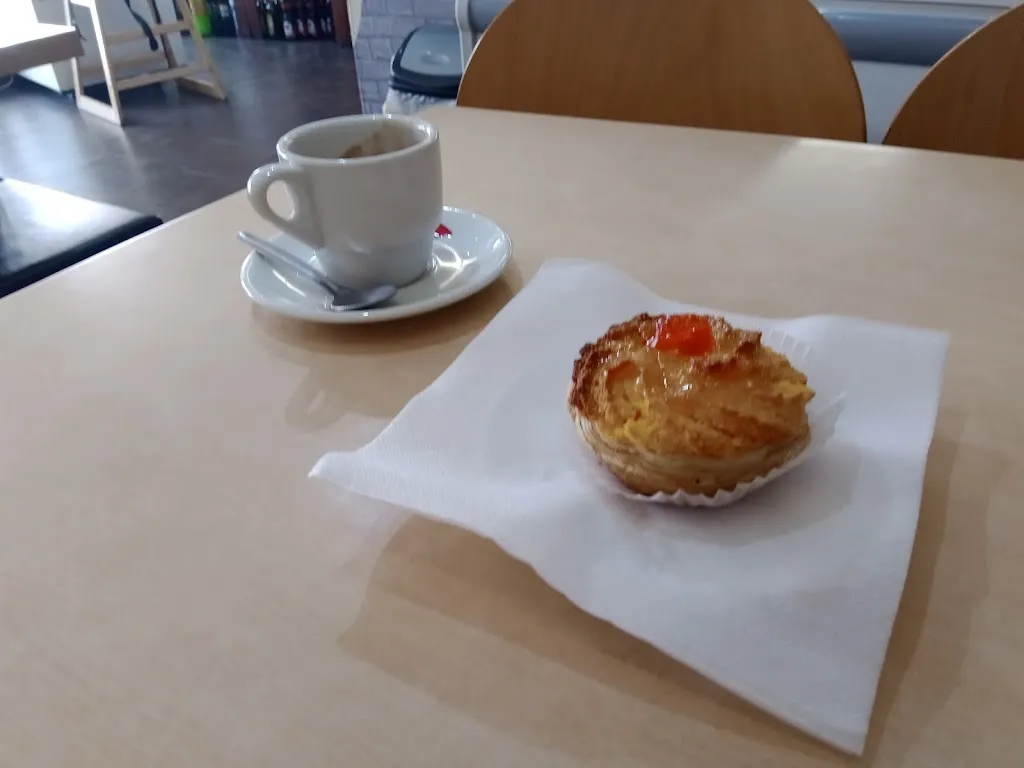Almalusa Cafe