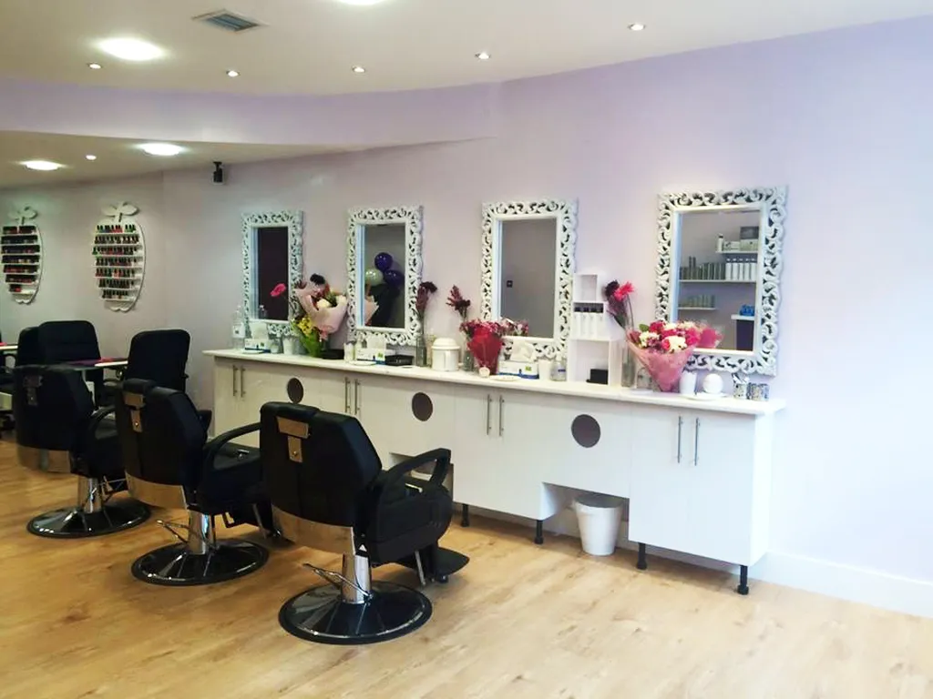 Anavrin Beauty, Laser & Clinic