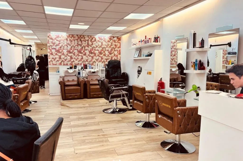 Ariel Hair & Beauty Salon