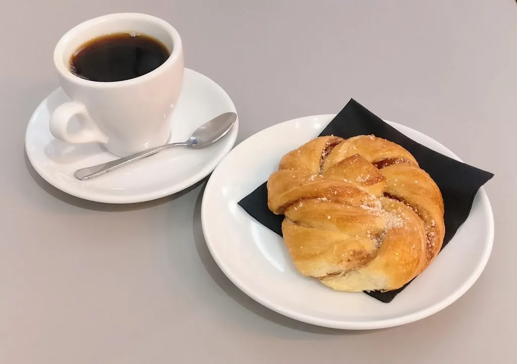 Armstrong Audio - Coffee & Repair Shop