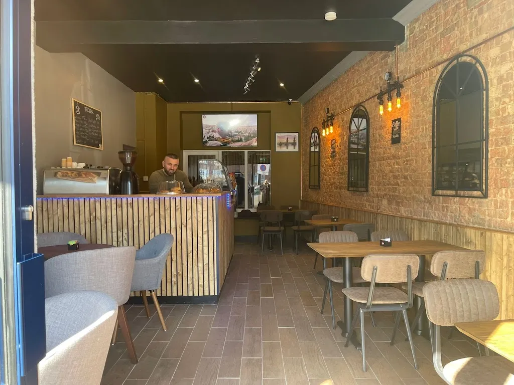 Aroma Cafe N2