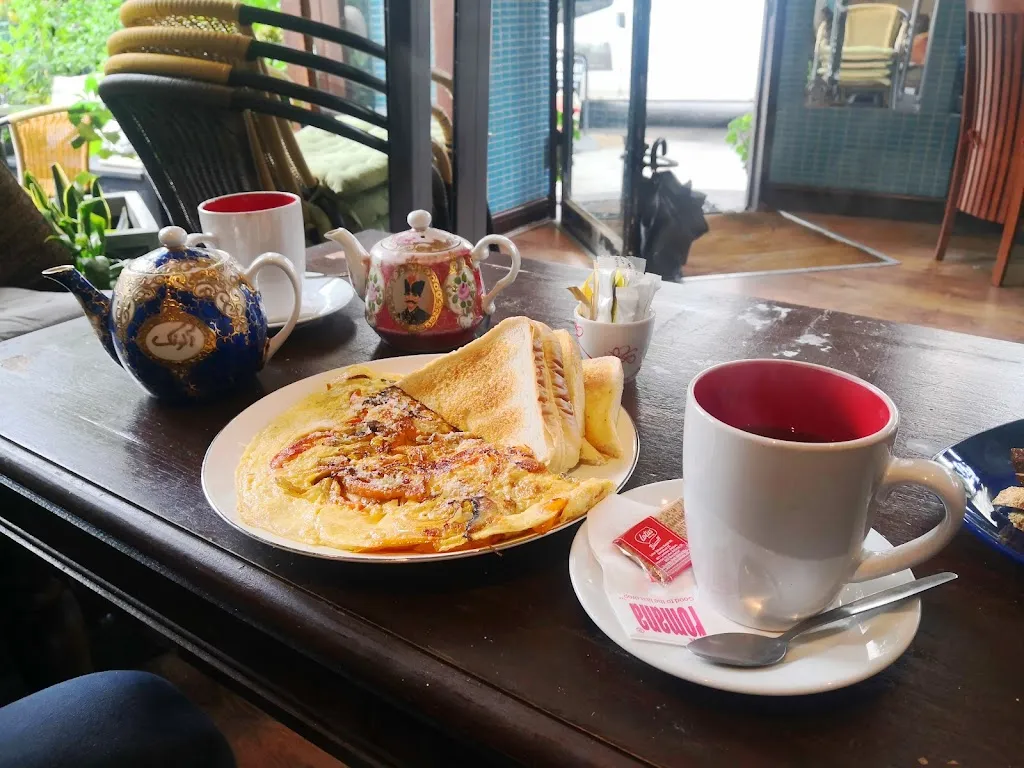 Aveda Cafe