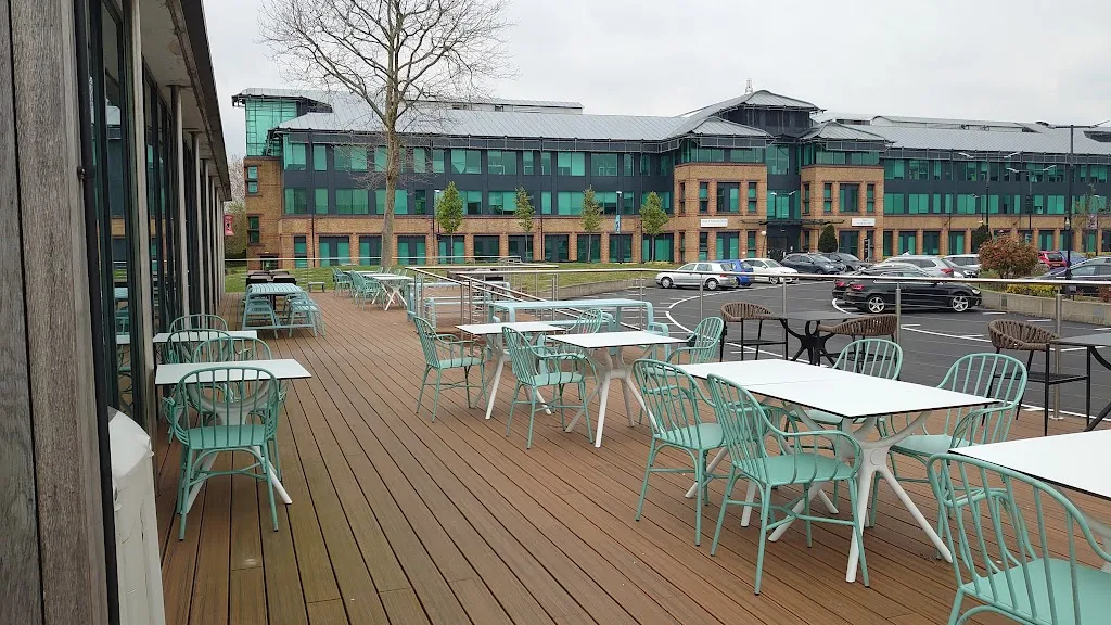 Bedfont Lakes Cafe